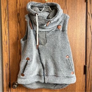 Wanakome Kira Sherpa Hooded Vest Grey Sz XL Womens Wool Blend Zip Front Pockets